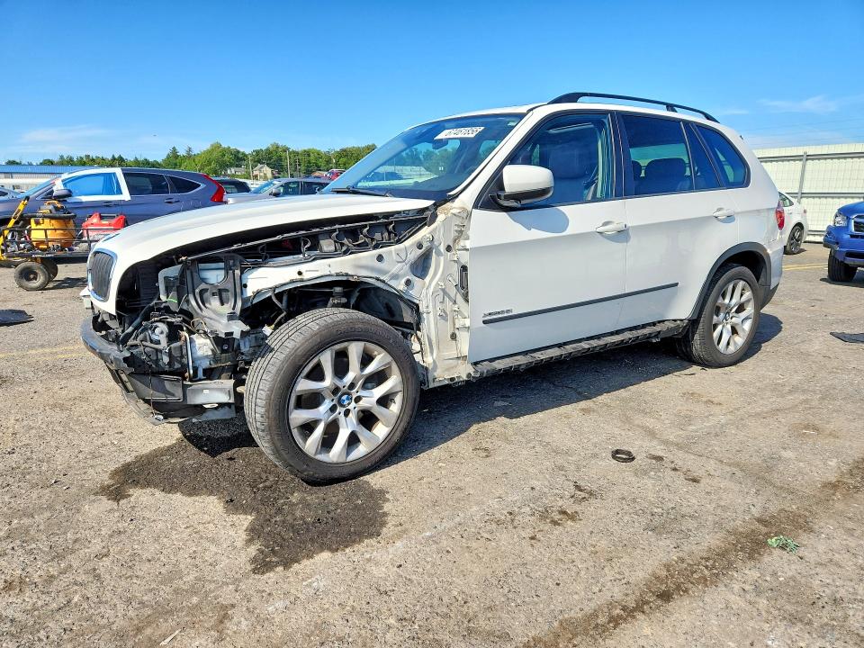 BMW X5 2012 with VIN 5UXZV4C54CL990417 - Photo from auction