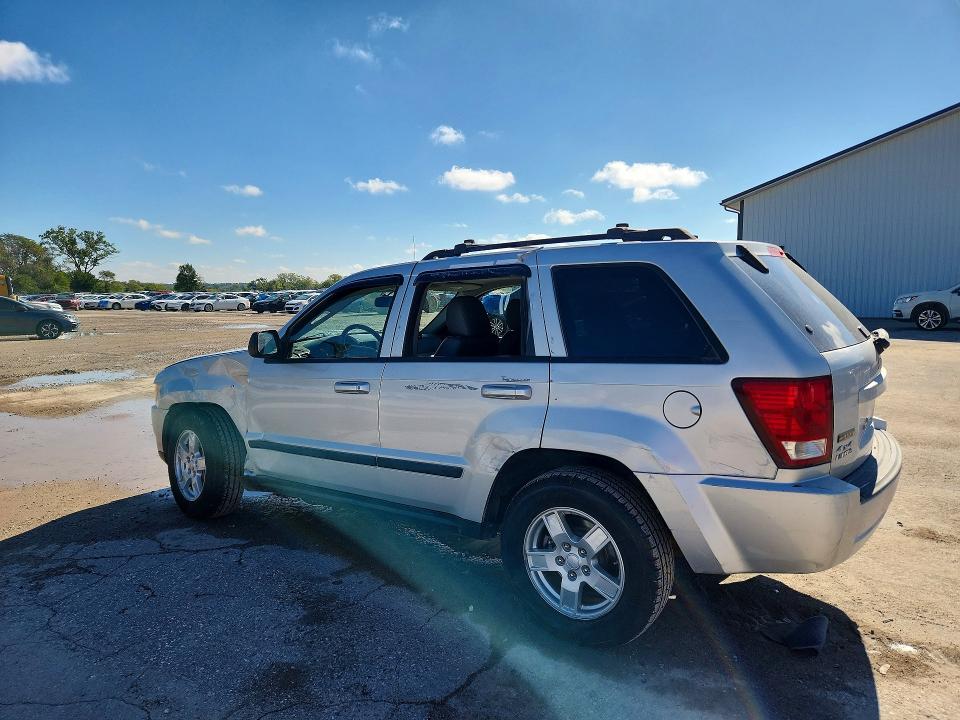 Photo 2 from auction – 2007 JEEP GRAND CHEROKEE with VIN 1J8GR48K37C522432