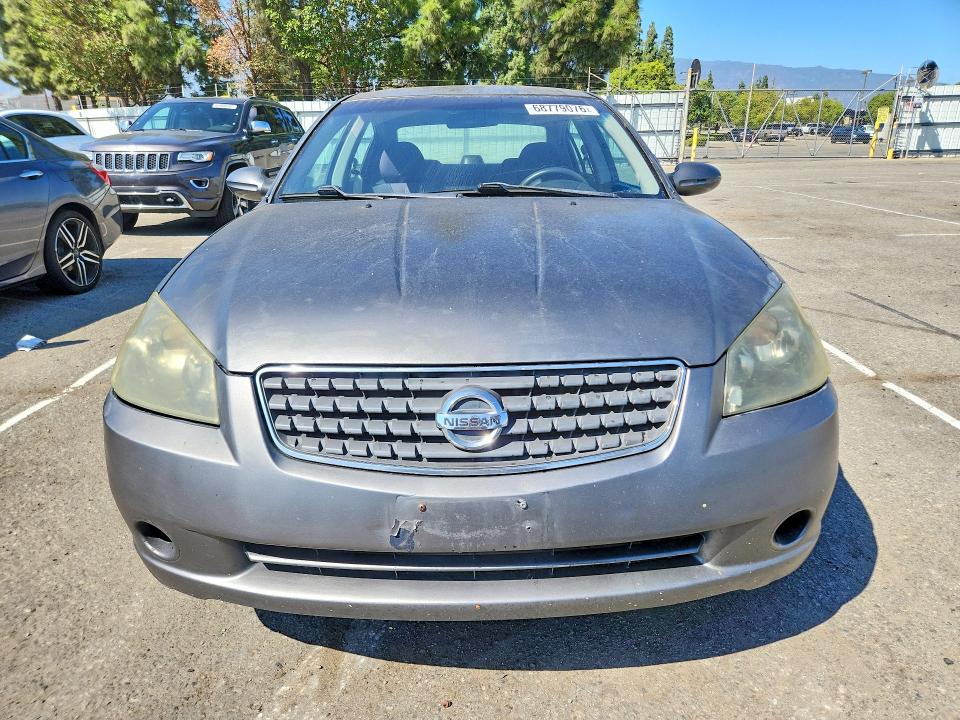 Photo 5 from auction – 2005 NISSAN ALTIMA with VIN 1N4AL11E15N438957