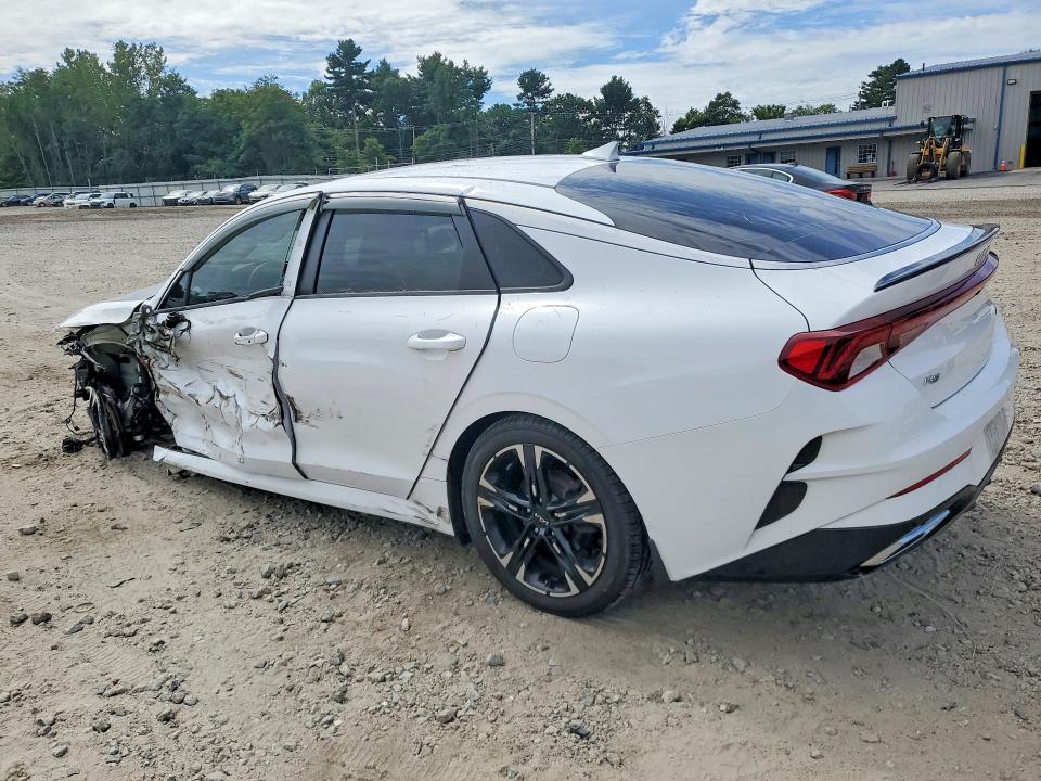 Foto 2 de la subasta – 2022 KIA K5 con VIN 5XXG64J26NG163052