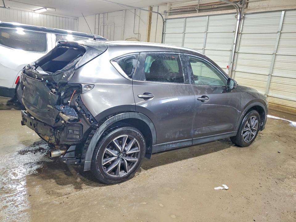 Снимка 3 от търг – 2018 MAZDA CX-5 с VIN JM3KFACM4J1353811