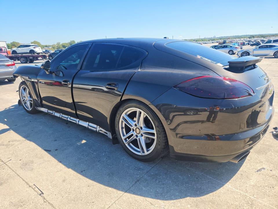 Снимка 2 от търг – 2011 PORSCHE PANAMERA с VIN WP0AA2A71BL015357
