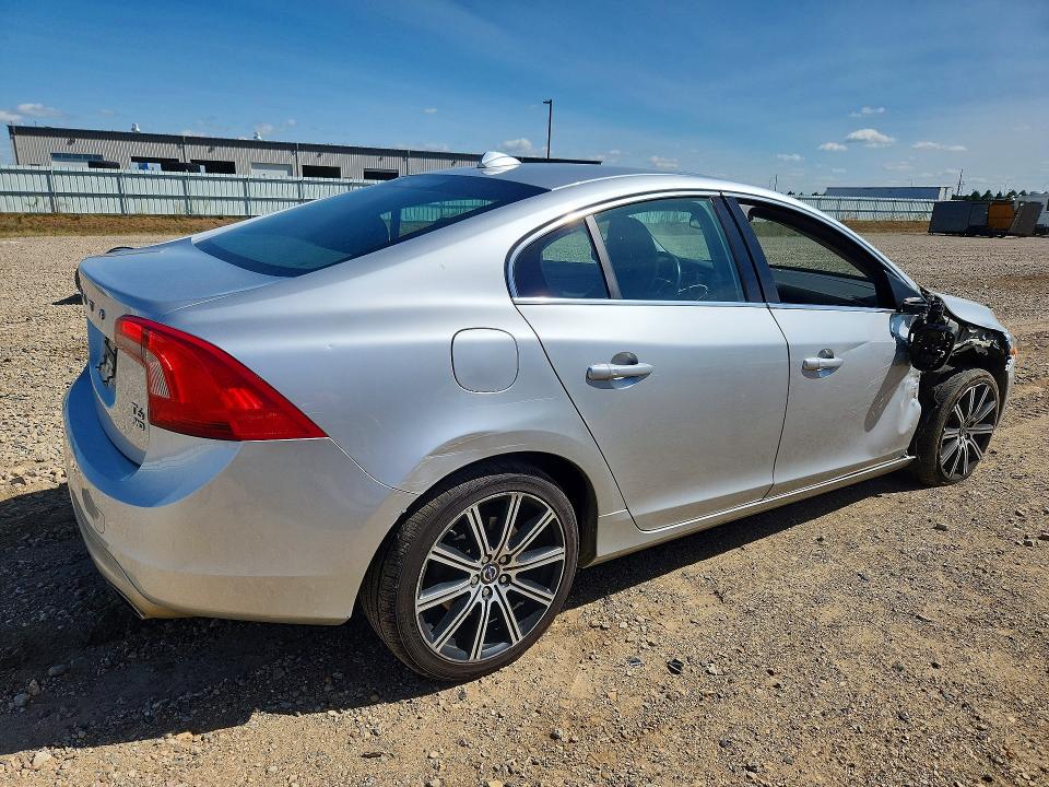 صورة رقم 3 من المزاد - 2014 VOLVO S60 مع VIN YV1902FH6E1285847