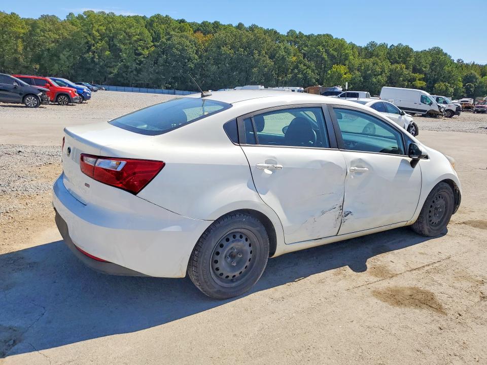 Photo 3 from auction – 2017 KIA RIO with VIN KNADM4A35H6040781