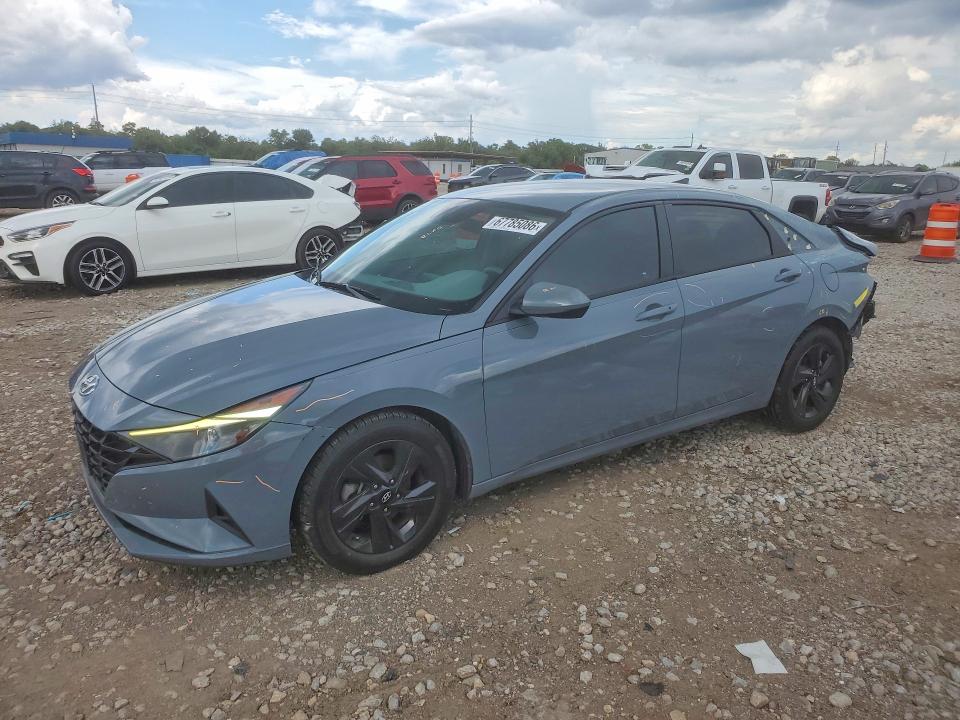 Снимка 1 от търг – 2023 HYUNDAI ELANTRA с VIN KMHLM4AG7PU436380