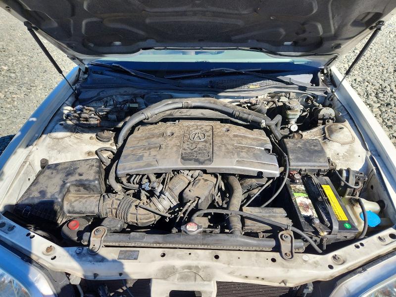 Photo 11 from auction – 2001 ACURA 3.5RL with VIN JH4KA96611C001484