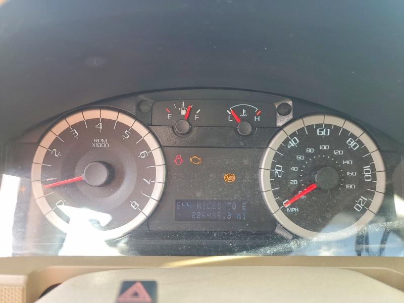 Photo 9 from auction – 2010 FORD ESCAPE with VIN 1FMCU9DG5AKB81322