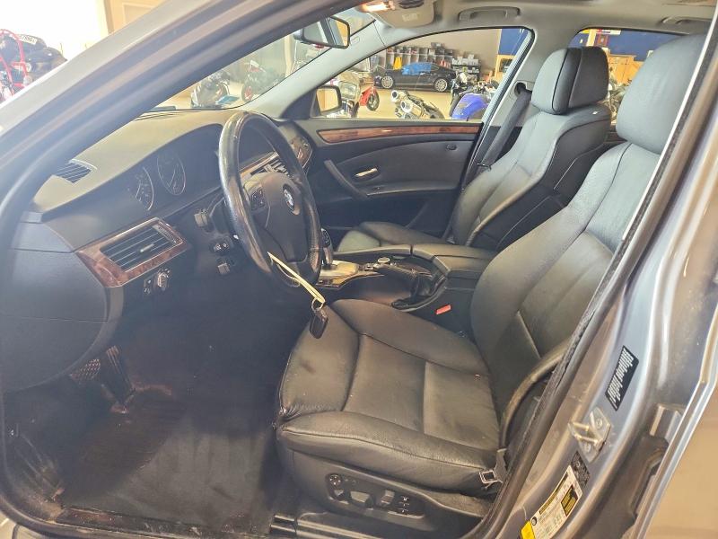Photo 7 from auction – 2010 BMW 528 with VIN WBANV1C58AC158863