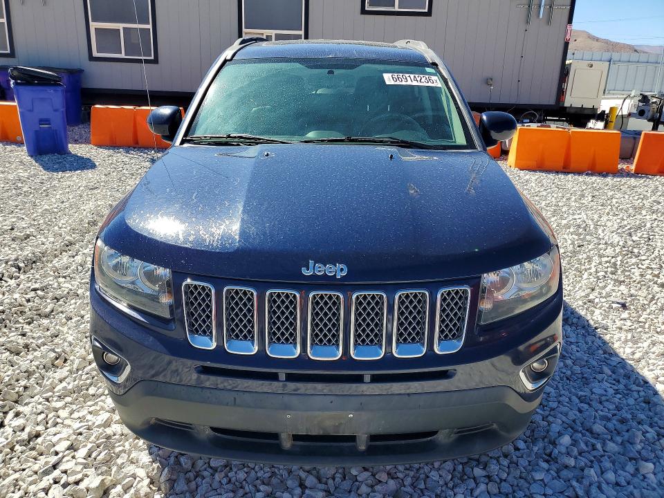 Photo 5 from auction – 2016 JEEP COMPASS with VIN 1C4NJCEA2GD804888