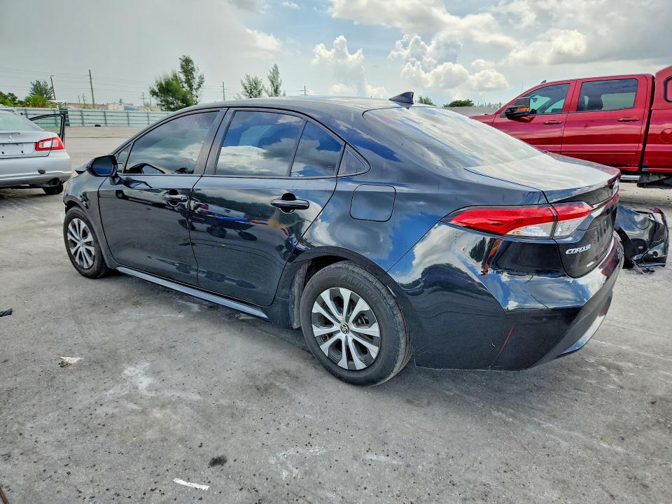 Foto 2 de la subasta – 2022 TOYOTA COROLLA con VIN JTDEAMDE8NJ057483