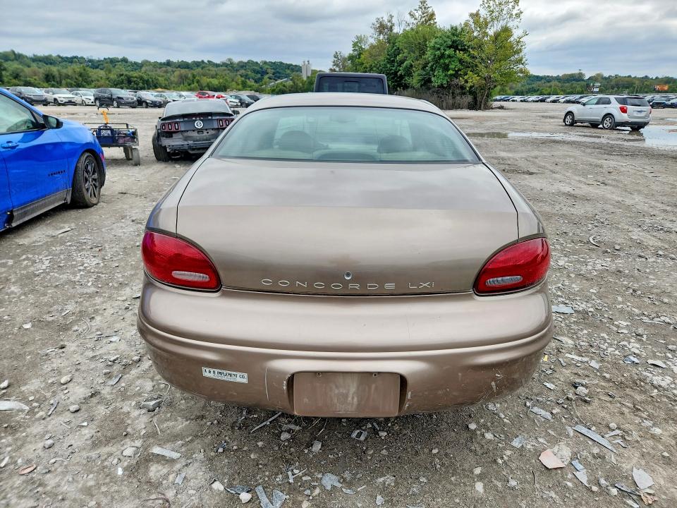 Photo 6 from auction – 2001 CHRYSLER CONCORDE with VIN 2C3AD36J21H558878