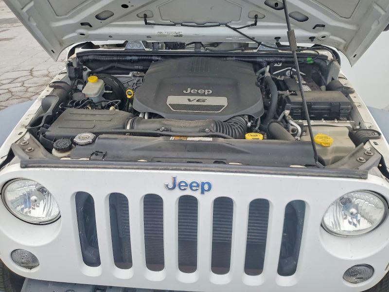 Снимка 11 от търг – 2015 JEEP WRANGLER UNLIMITED с VIN 1C4BJWKG5FL652106