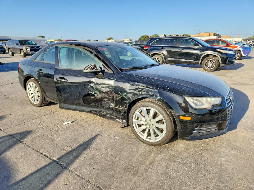 Photo 4 from auction – 2017 AUDI A4 with VIN WAUGNAF48HN010545
