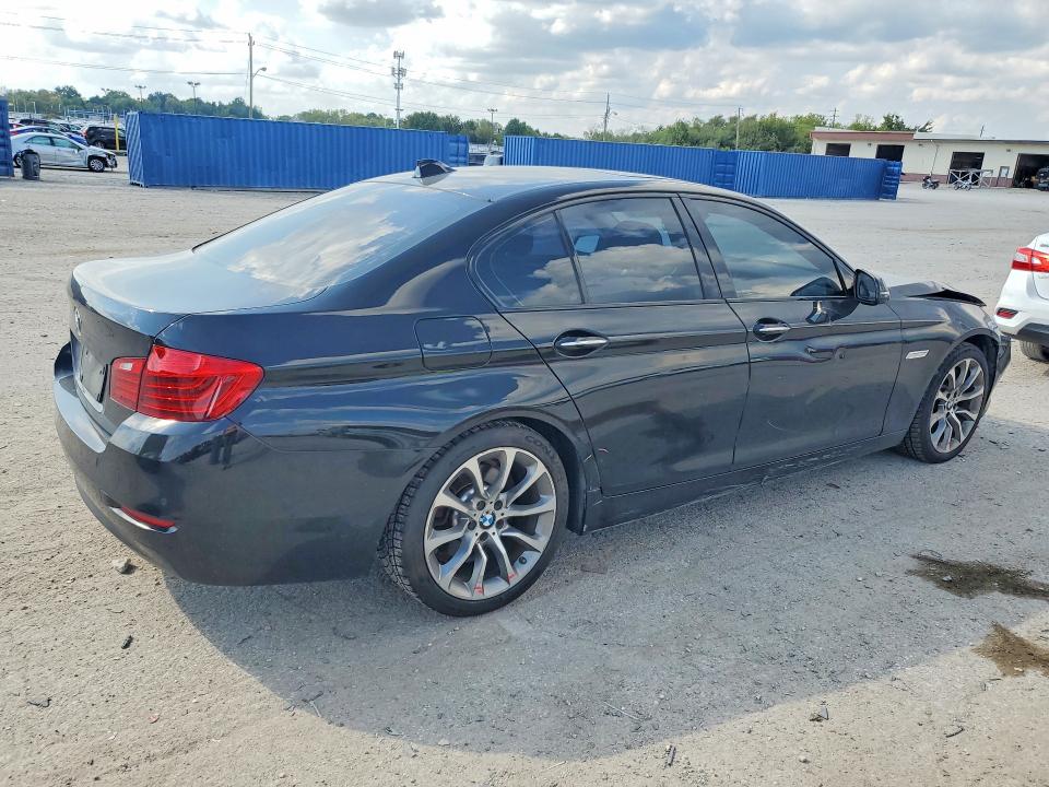 Фото 3 с аукциона – 2016 BMW 528 с VIN WBA5A7C50GG147291
