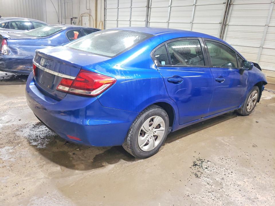 Снимка 3 от търг – 2015 HONDA CIVIC с VIN 19XFB2F58FE003344