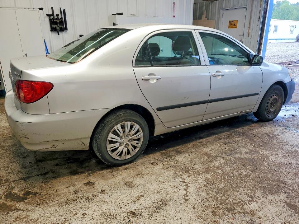 Photo 3 from auction – 2005 TOYOTA COROLLA with VIN JTDBR32E552051563
