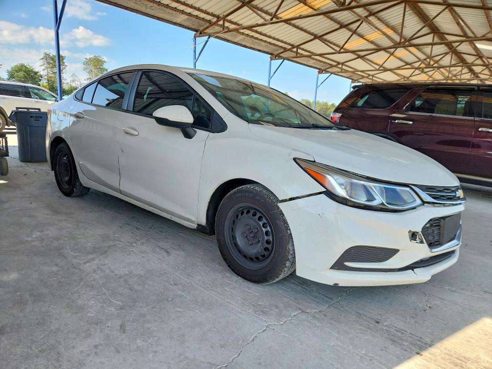 Photo 4 from auction – 2017 CHEVROLET CRUZE with VIN 1G1BC5SM9H7229737