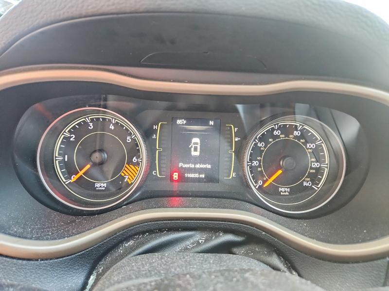 Photo 9 from auction – 2015 JEEP CHEROKEE with VIN 1C4PJLCB2FW589651