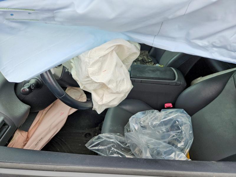 Снимка 7 от търг – 2014 TOYOTA PRIUS V с VIN JTDZN3EU5EJ000177