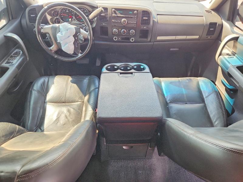 Снимка 8 от търг – 2008 GMC SIERRA с VIN 2GTEC13J881158805
