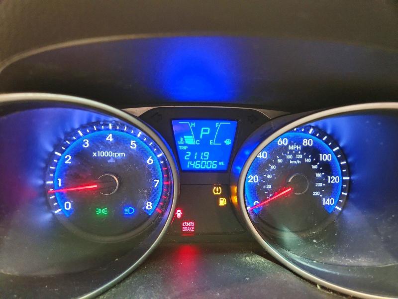 Photo 9 from auction – 2012 HYUNDAI TUCSON with VIN KM8JUCAC1CU375682