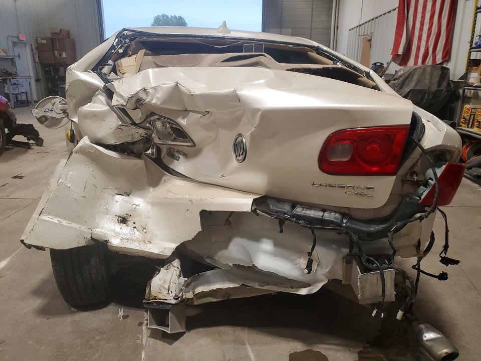 Снимка 6 от търг – 2010 BUICK LUCERNE с VIN 1G4HE5EM6AU118878