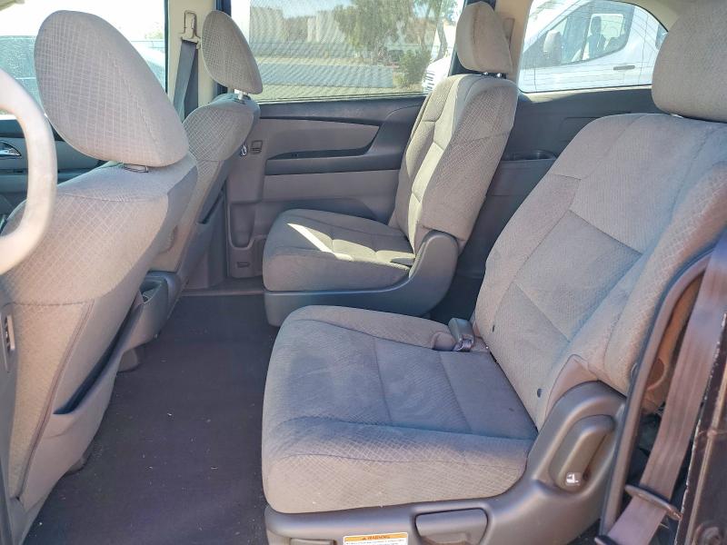 Photo 11 from auction – 2016 HONDA ODYSSEY with VIN 5FNRL5H34GB055184