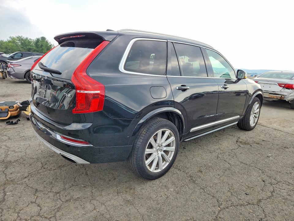 Photo 3 from auction – 2016 VOLVO XC90 with VIN YV4A22PN7G1003104