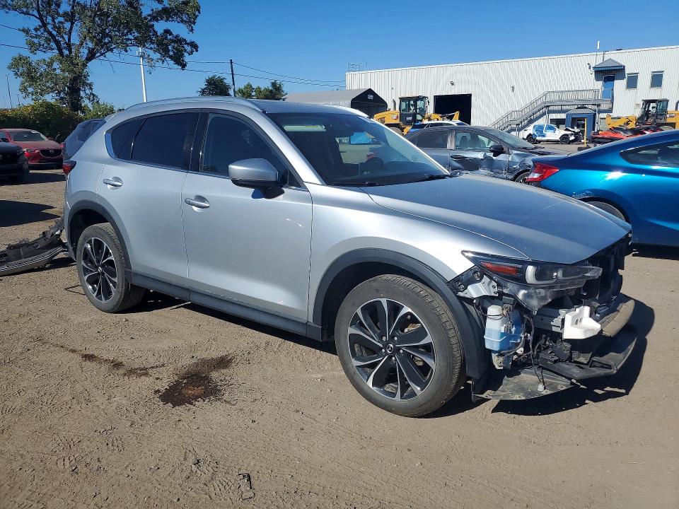 Zdjęcie 4 z aukcji – 2022 MAZDA CX-5 z VIN JM3KFBDM8N1612620