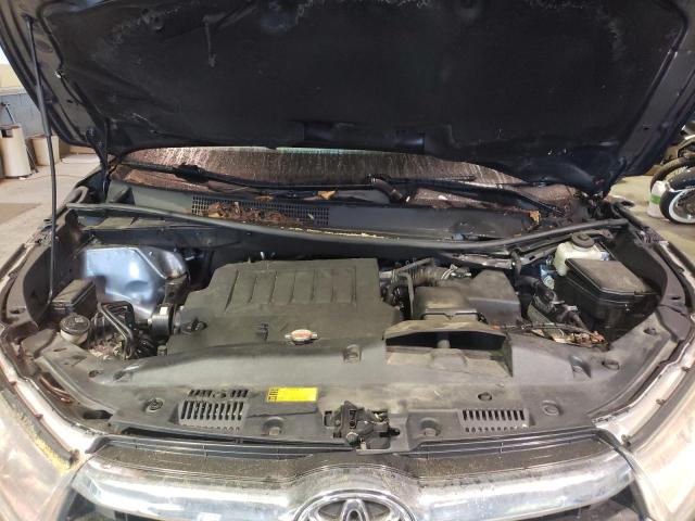 Photo 12 from auction – 2016 TOYOTA HIGHLANDER with VIN 5TDJKRFHXGS259215