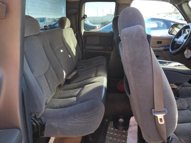 Photo 10 from auction – 2005 CHEVROLET SILVERADO with VIN 2GCEC19T451174293