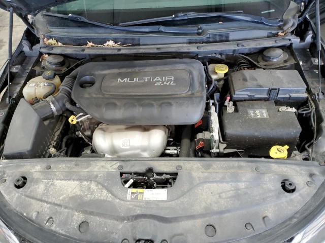 Photo 11 from auction – 2016 CHRYSLER 200 LIMITE with VIN 1C3CCCAB9GN174365