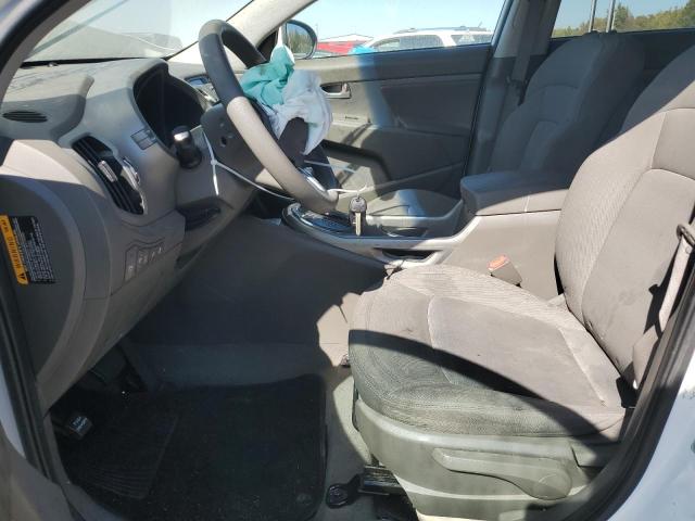 Photo 7 from auction – 2011 KIA SPORTAGE L with VIN KNDPBCA28B7075551