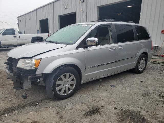 CHRYSLER TOWN & COU 2011 z numerem VIN 2A4RR8DG3BR704795 - Zdjęcie z aukcji