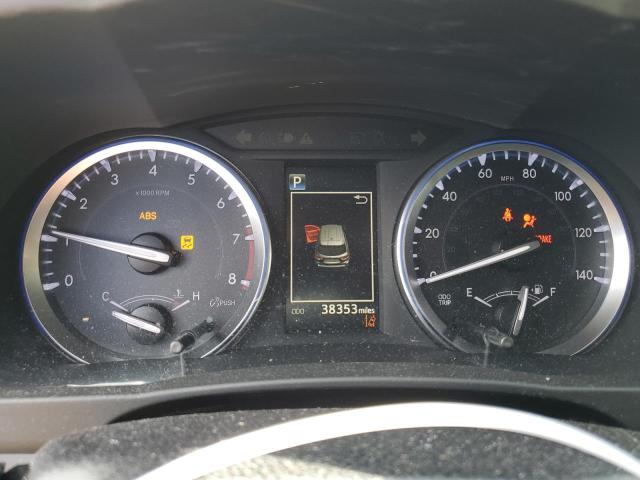 Photo 9 from auction – 2018 TOYOTA HIGHLANDER with VIN 5TDJZRFH3JS891962
