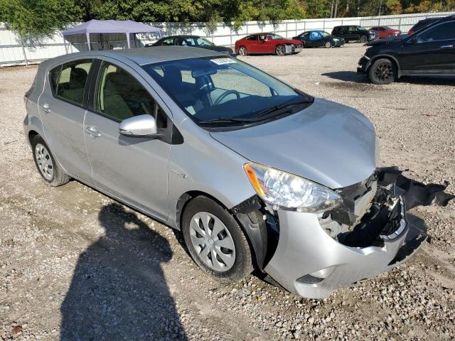 Photo 4 from auction – 2013 TOYOTA PRIUS C with VIN JTDKDTB30D1553141