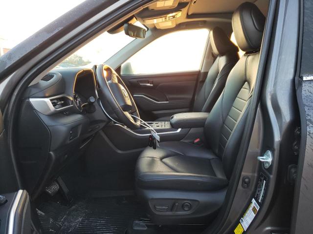 Photo 7 from auction – 2022 TOYOTA HIGHLANDER with VIN 5TDHZRBH8NS227859