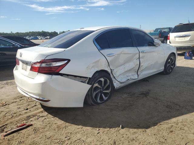 Photo 3 from auction – 2017 HONDA ACCORD EXL with VIN 1HGCR2F8XHA041206