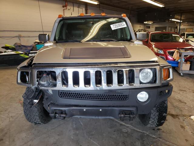 Photo 5 from auction – 2006 HUMMER H3 with VIN 5GTDN136068297301