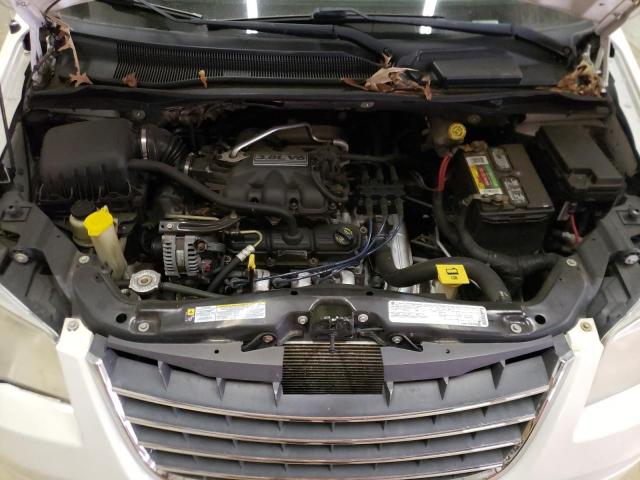 Photo 12 from auction – 2010 CHRYSLER TOWN & COU with VIN 2A4RR5D14AR359107