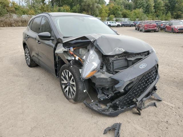 Photo 4 from auction – 2020 FORD ESCAPE SE with VIN 1FMCU9BZ5LUA63461