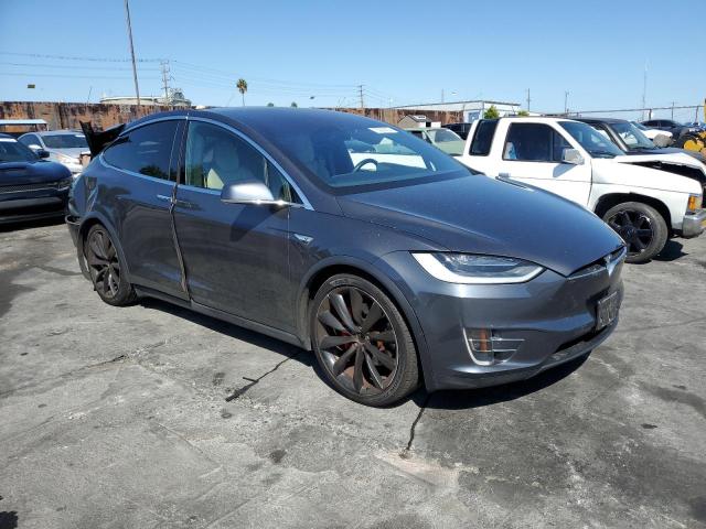 Photo 4 from auction – 2016 TESLA MODEL X with VIN 5YJXCBE4XGF001925