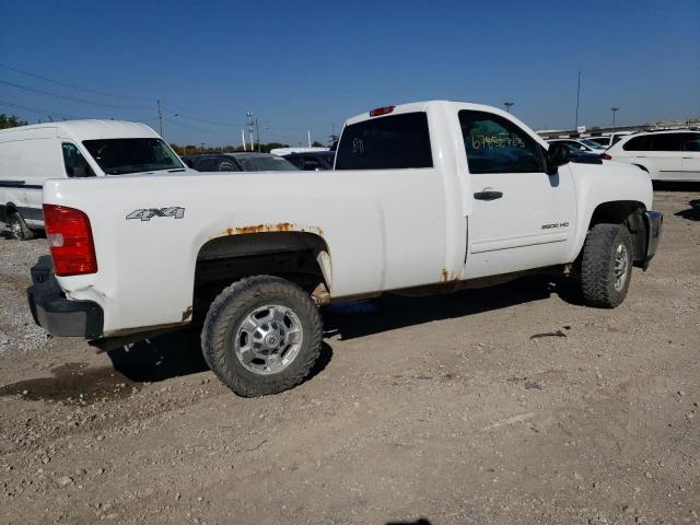 Photo 3 from auction – 2011 CHEVROLET SILVERADO with VIN 1GC0KXCG4BZ320903