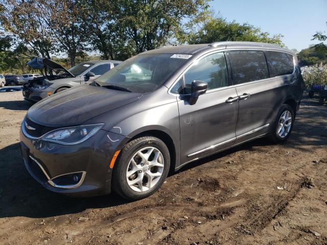 CHRYSLER PACIFICA T 2017 with VIN 2C4RC1EG3HR837949 - Photo from auction