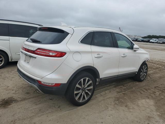Photo 3 from auction – 2019 LINCOLN MKC RESERV with VIN 5LMCJ3C97KUL39543