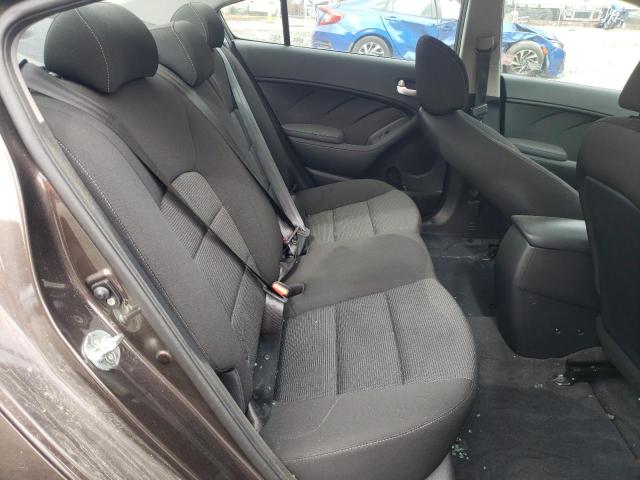 Photo 10 from auction – 2018 KIA FORTE LX with VIN 3KPFK4A74JE197268