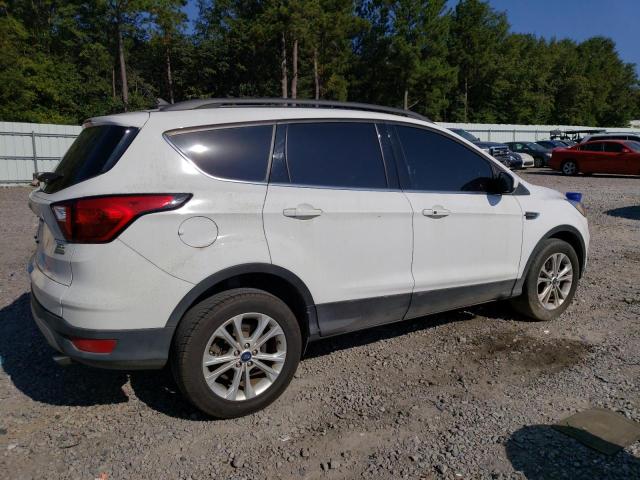 Photo 3 from auction – 2019 FORD ESCAPE SEL with VIN 1FMCU0HD6KUB45785