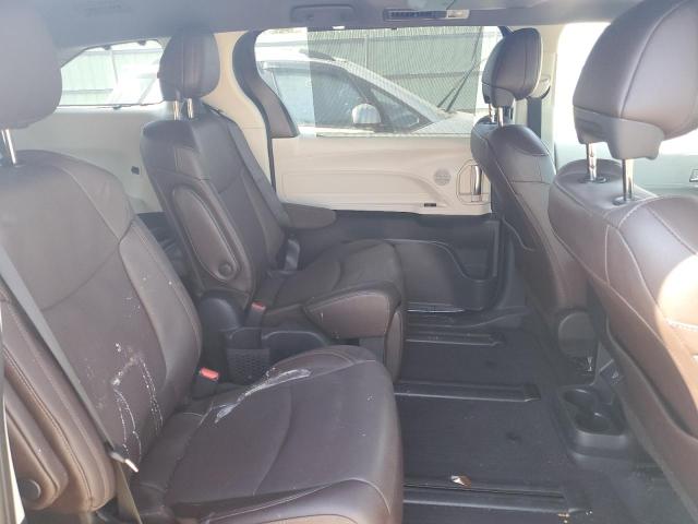 Photo 11 from auction – 2022 TOYOTA SIENNA LIM with VIN 5TDESKFC6NS061158