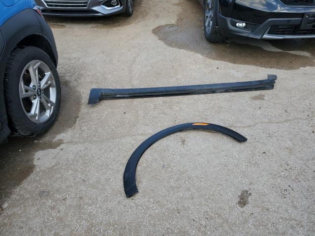 Photo 13 from auction – 2020 BUICK ENCORE GX with VIN KL4MMDSL4LB095332