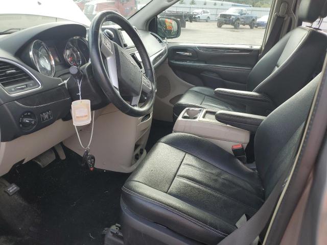 Photo 7 from auction – 2016 CHRYSLER TOWN & COU with VIN 2C4RC1BG0GR113848